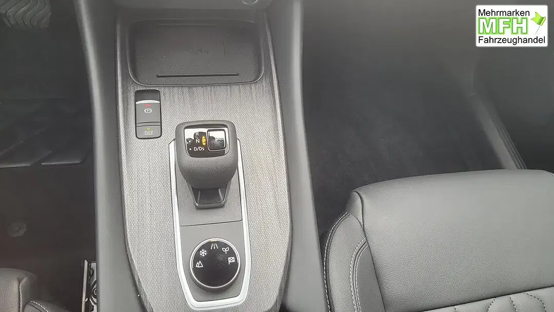 Nissan Qashqai - Thumbnail 11