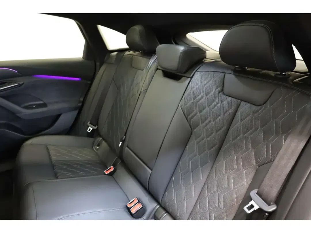 Audi S6 - Thumbnail 10