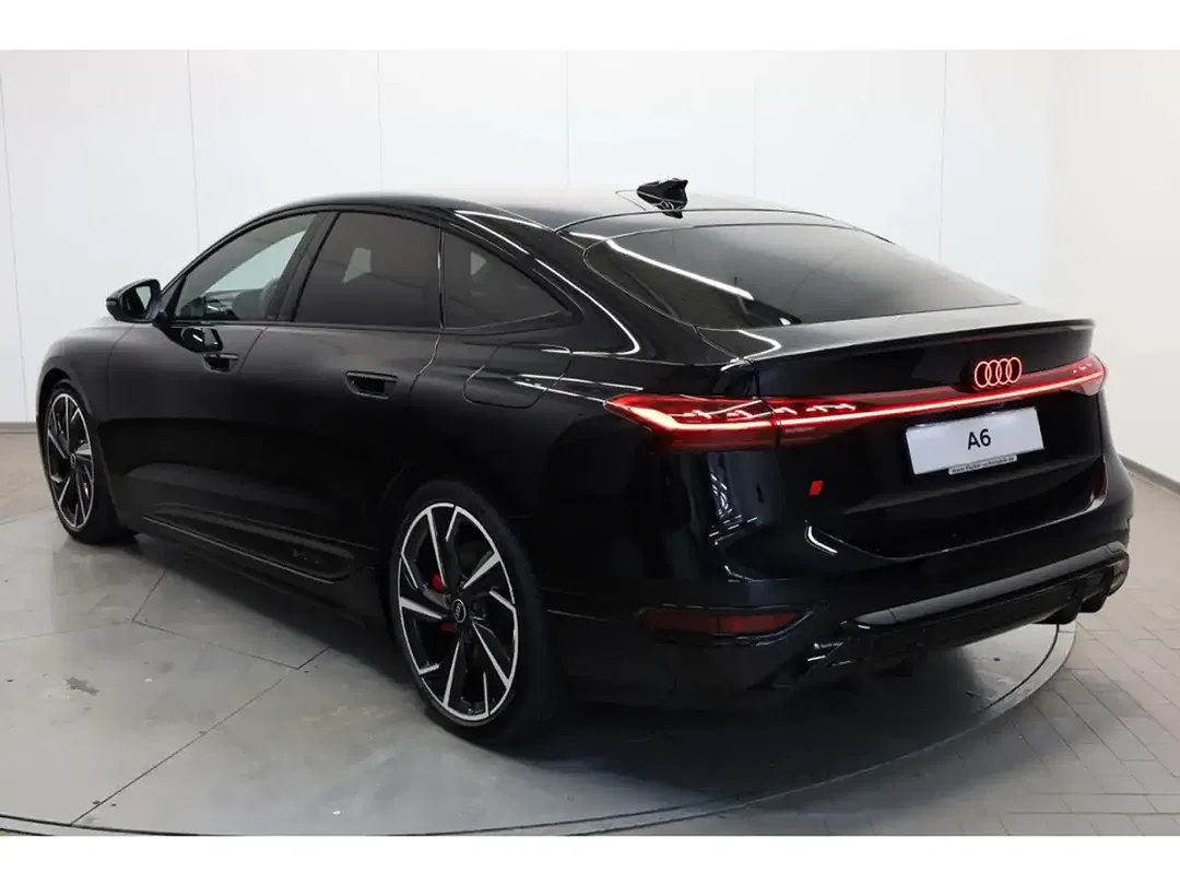 Audi S6 - Thumbnail 3