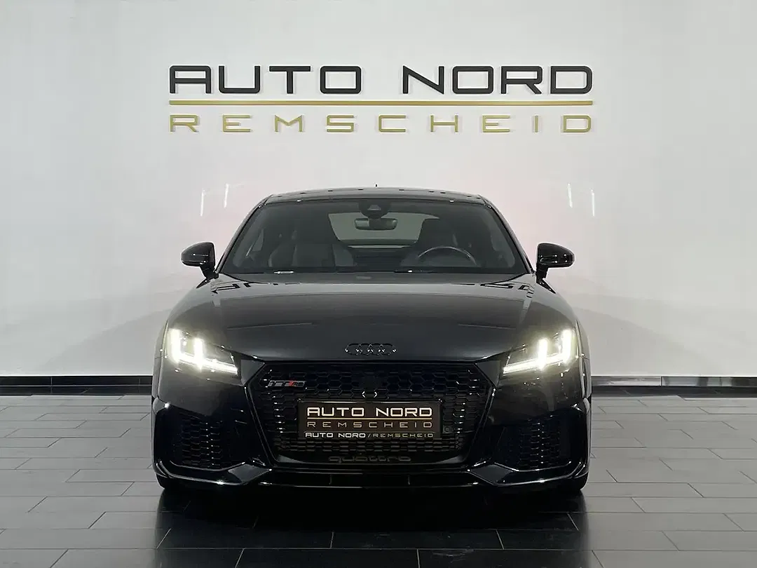 Audi TT RS - Thumbnail 2