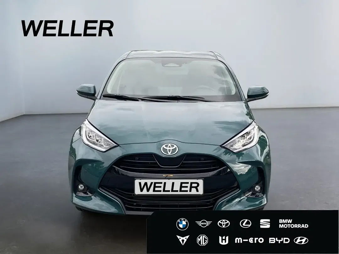 Toyota Yaris - Thumbnail 2