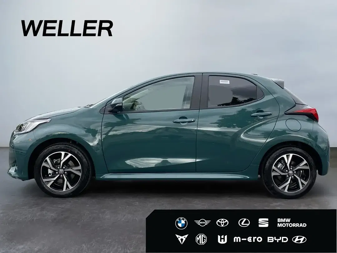 Toyota Yaris - Thumbnail 4