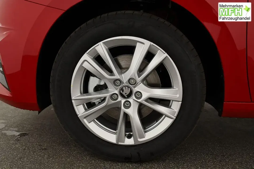 Skoda Fabia - Thumbnail 13