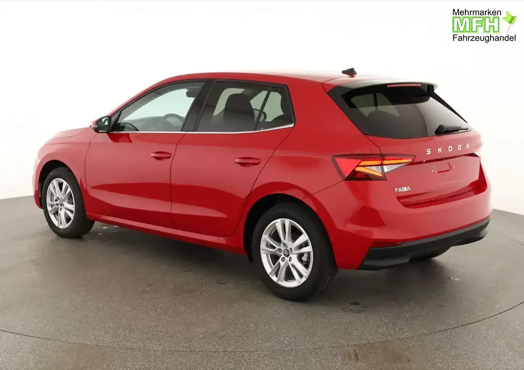 Skoda Fabia - Thumbnail 3