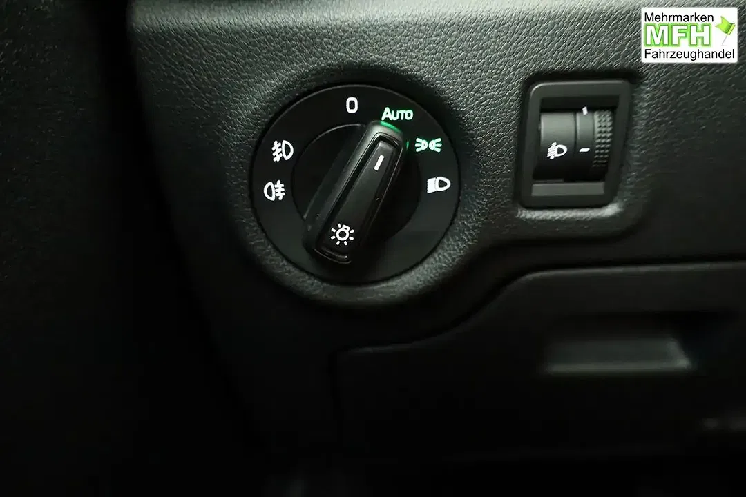 Skoda Fabia - Thumbnail 8