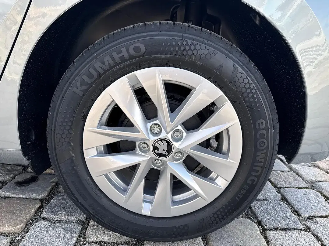 Skoda Fabia - Thumbnail 11