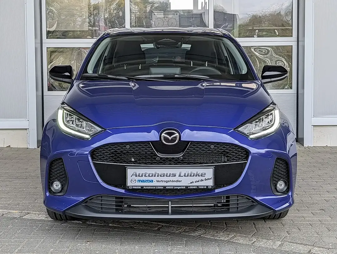 Mazda 2 - Thumbnail 2