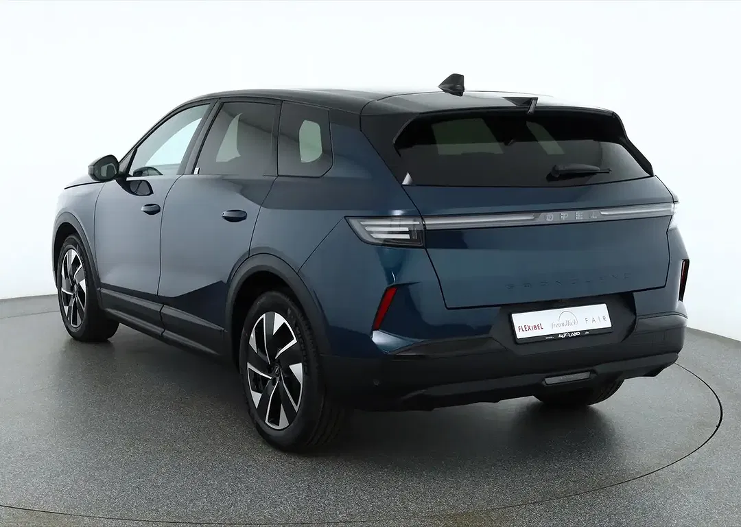 Opel Grandland - Thumbnail 2