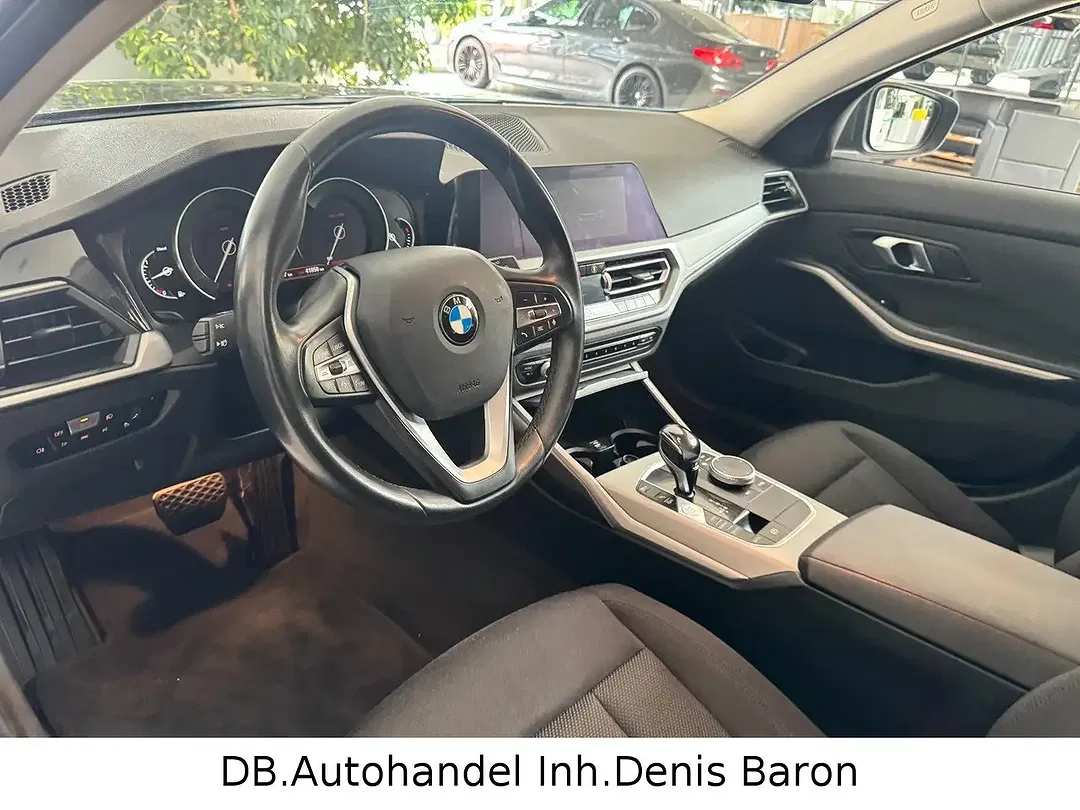 BMW 320 - Thumbnail 14
