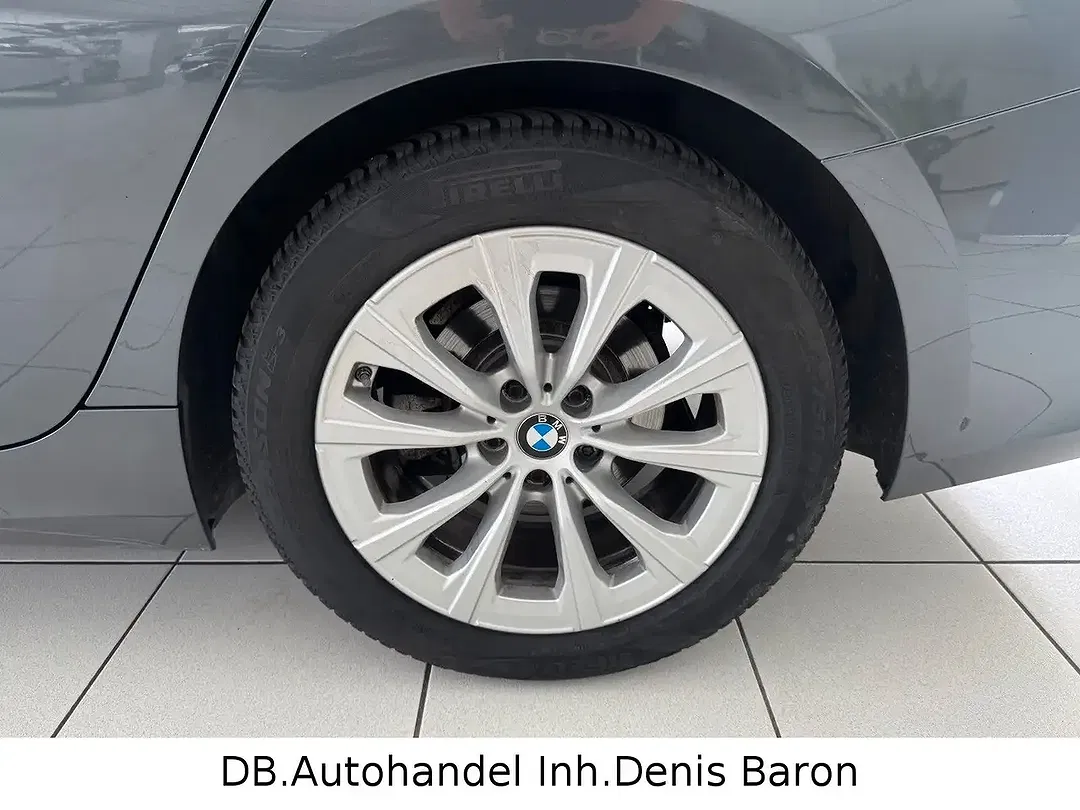 BMW 320 - Thumbnail 15