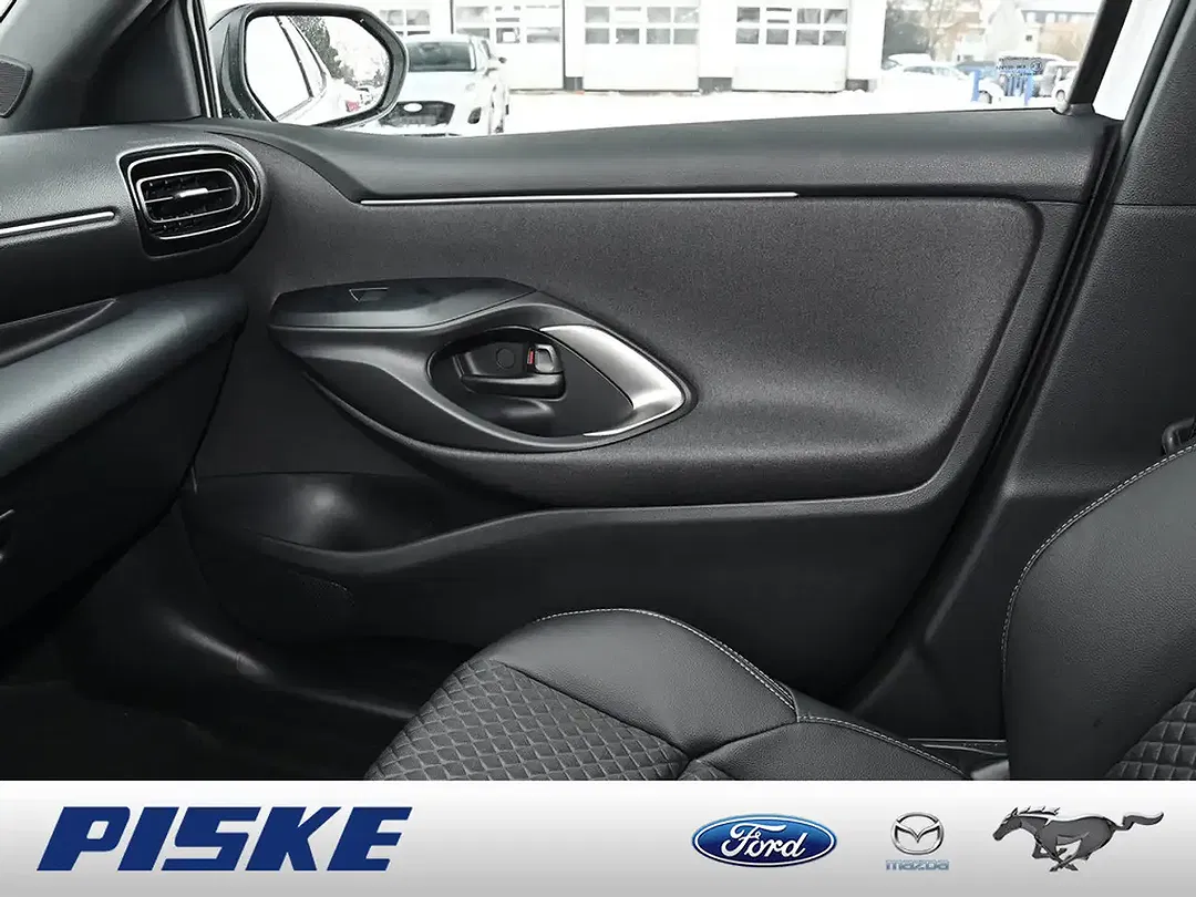 Mazda 2 - Thumbnail 12