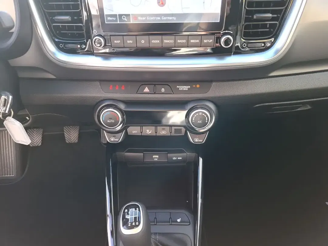 Kia Stonic - Thumbnail 10