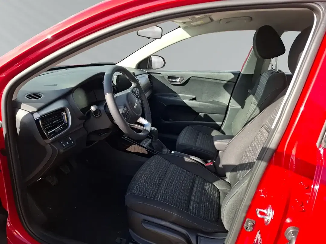 Kia Stonic - Thumbnail 4