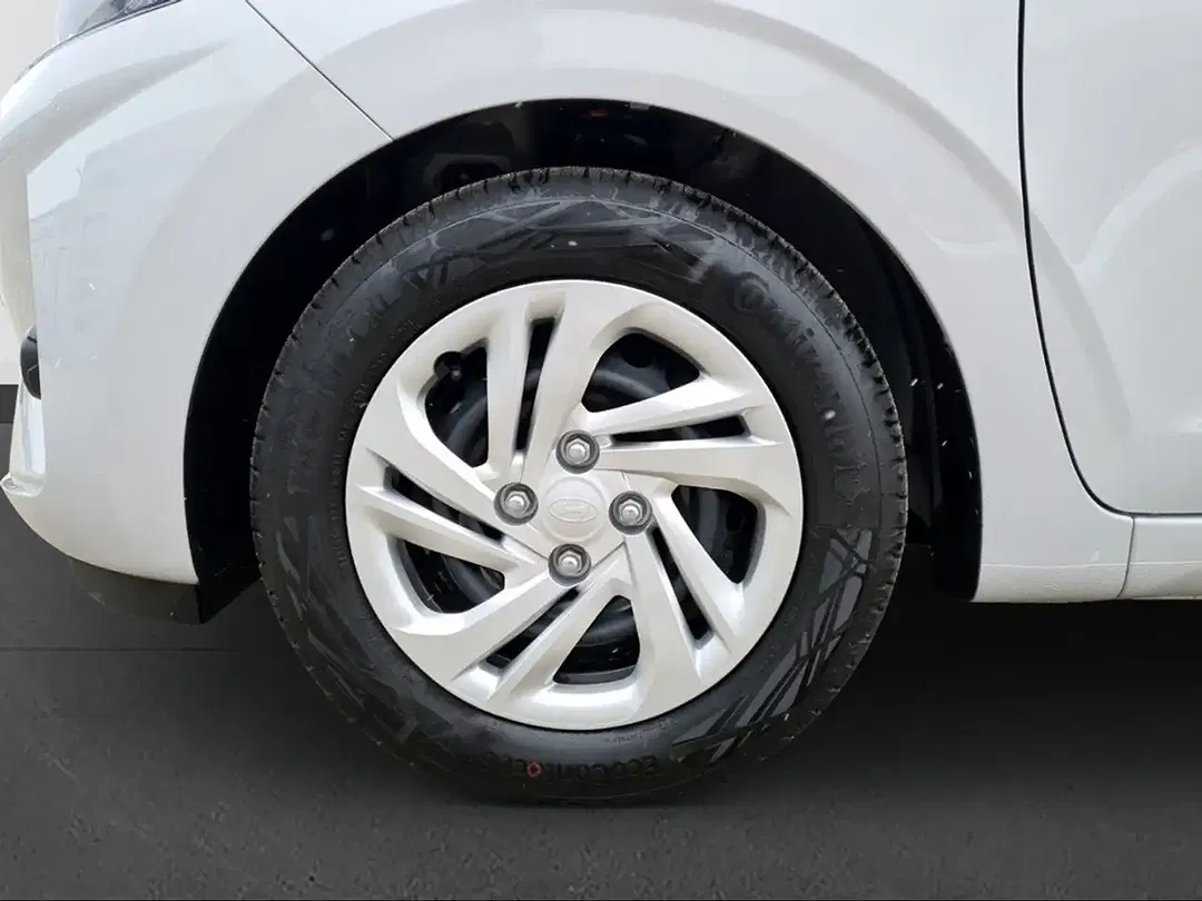Hyundai i10 - Thumbnail 10