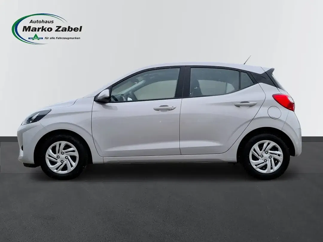 Hyundai i10 - Thumbnail 2