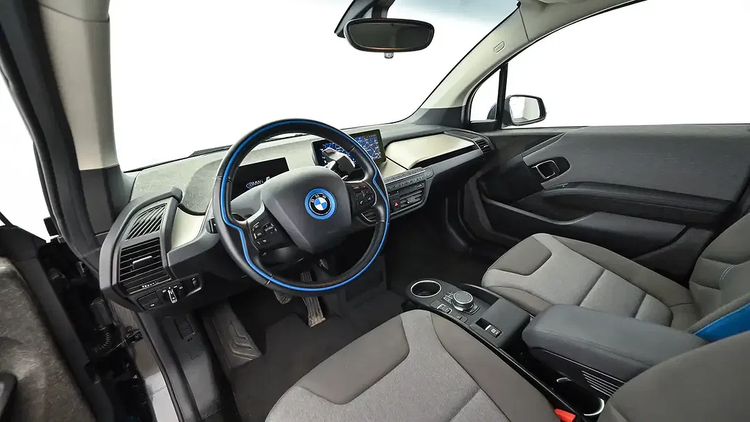 BMW i3 - Thumbnail 5