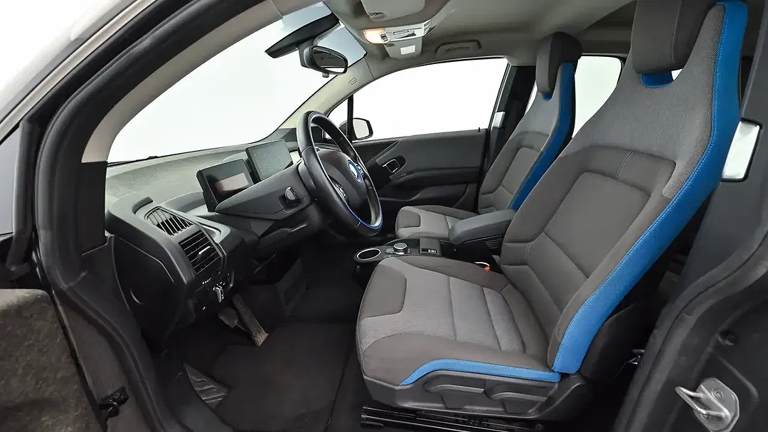 BMW i3 - Thumbnail 7