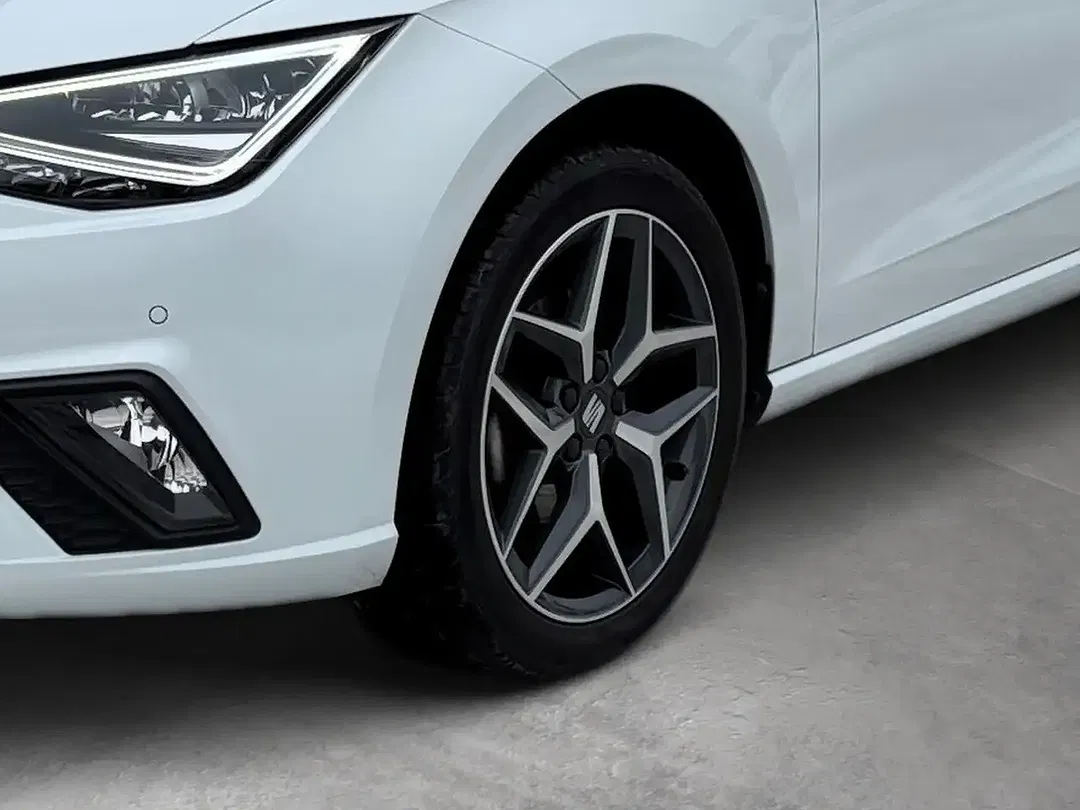 SEAT Ibiza - Thumbnail 14