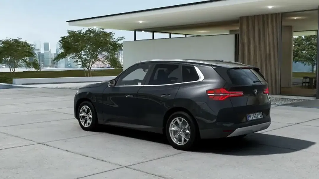 BMW X3 - Thumbnail 2