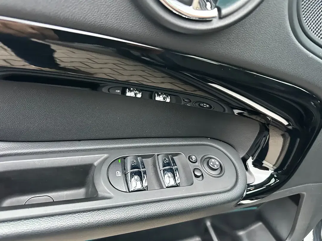 MINI Cooper Countryman - Thumbnail 10
