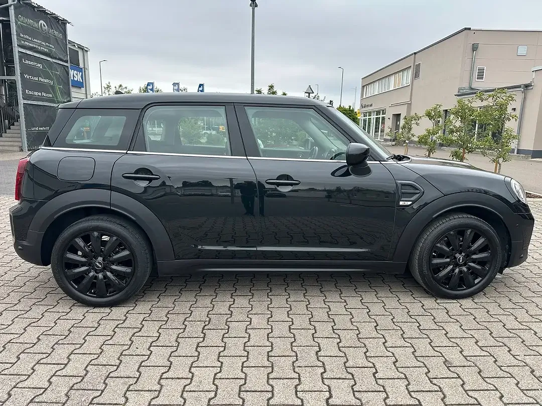 MINI Cooper Countryman - Thumbnail 5