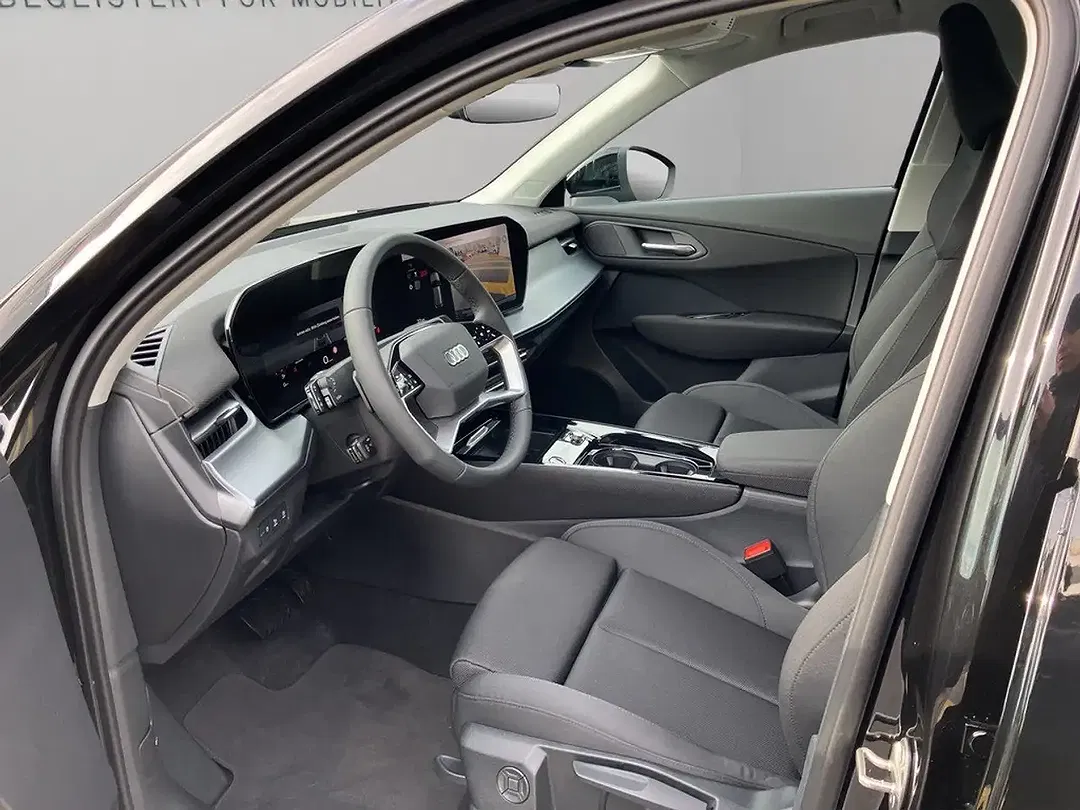 Audi Q3 - Thumbnail 11