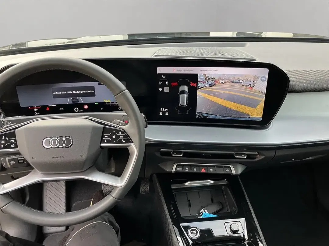 Audi Q3 - Thumbnail 14