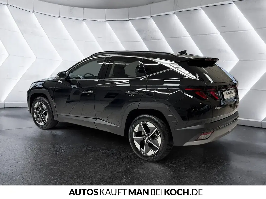 Hyundai TUCSON - Thumbnail 2