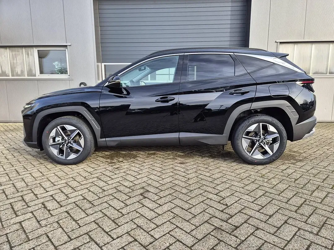 Hyundai TUCSON - Thumbnail 2