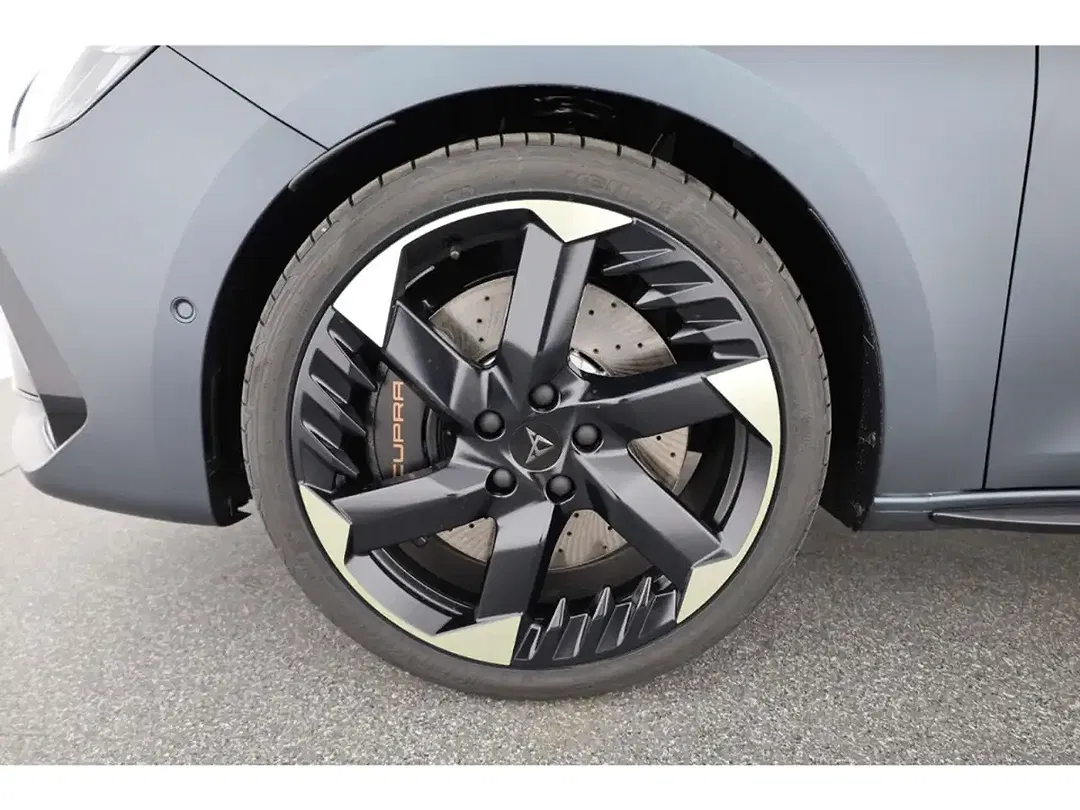 CUPRA Leon - Thumbnail 7