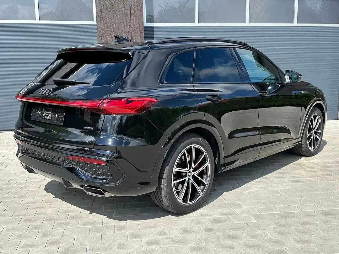 Audi Q5 - Thumbnail 10