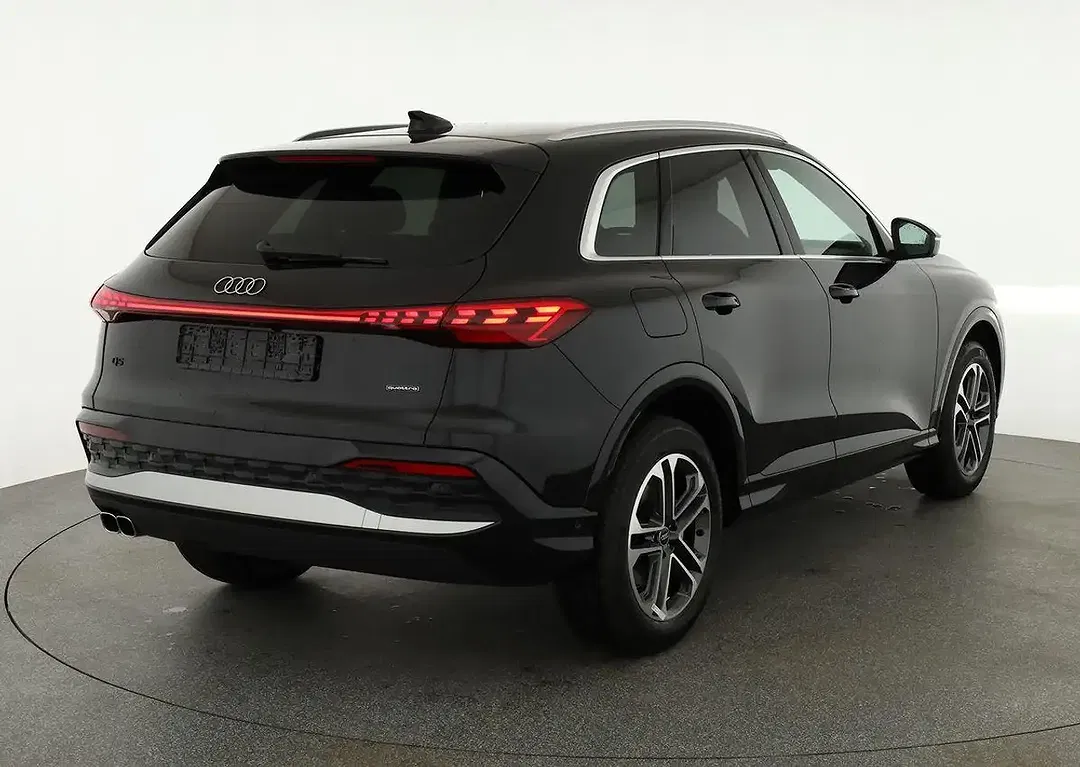 Audi Q5 - Thumbnail 3