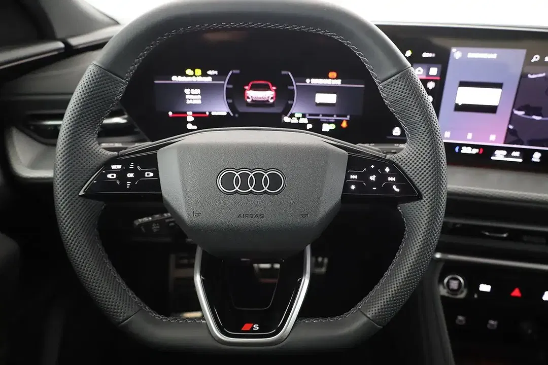 Audi Q5 - Thumbnail 6
