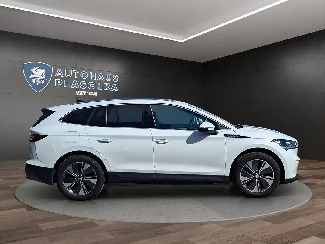 Skoda Enyaq - Thumbnail 4