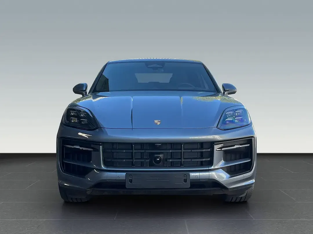 Porsche Cayenne - Thumbnail 6