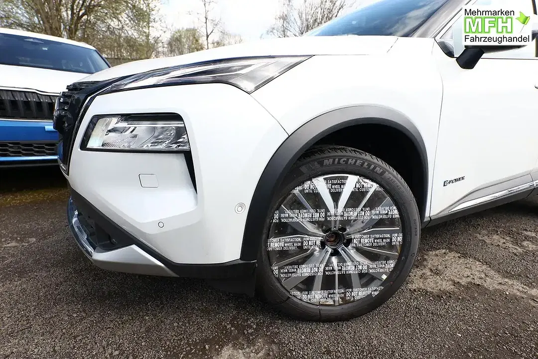 Nissan X-Trail - Thumbnail 4