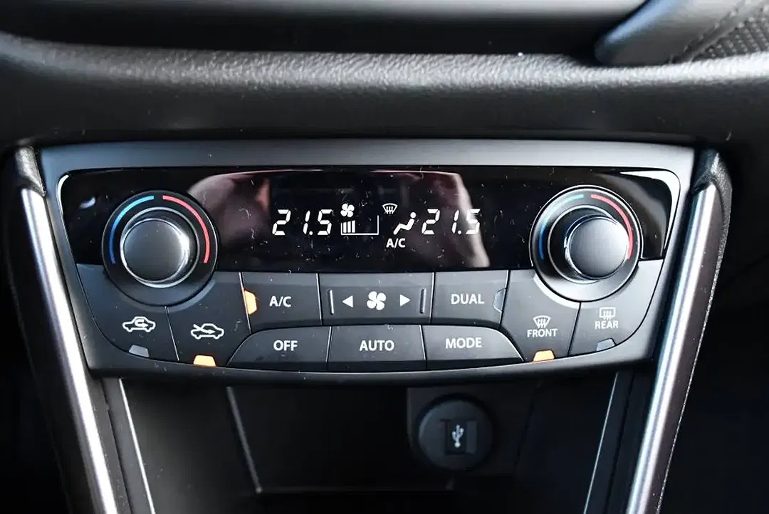 Suzuki S-Cross - Thumbnail 15