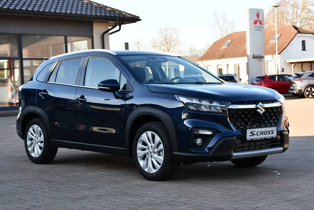 Suzuki S-Cross - Thumbnail 2