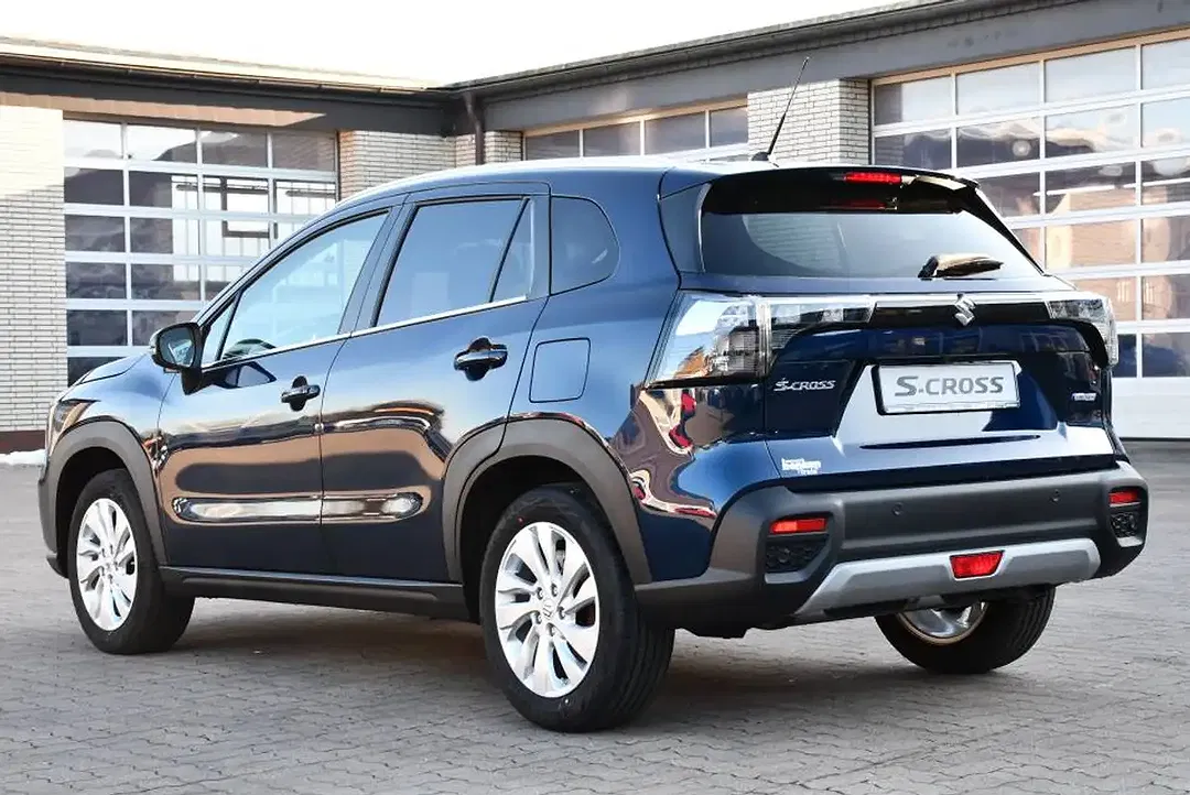 Suzuki S-Cross - Thumbnail 4