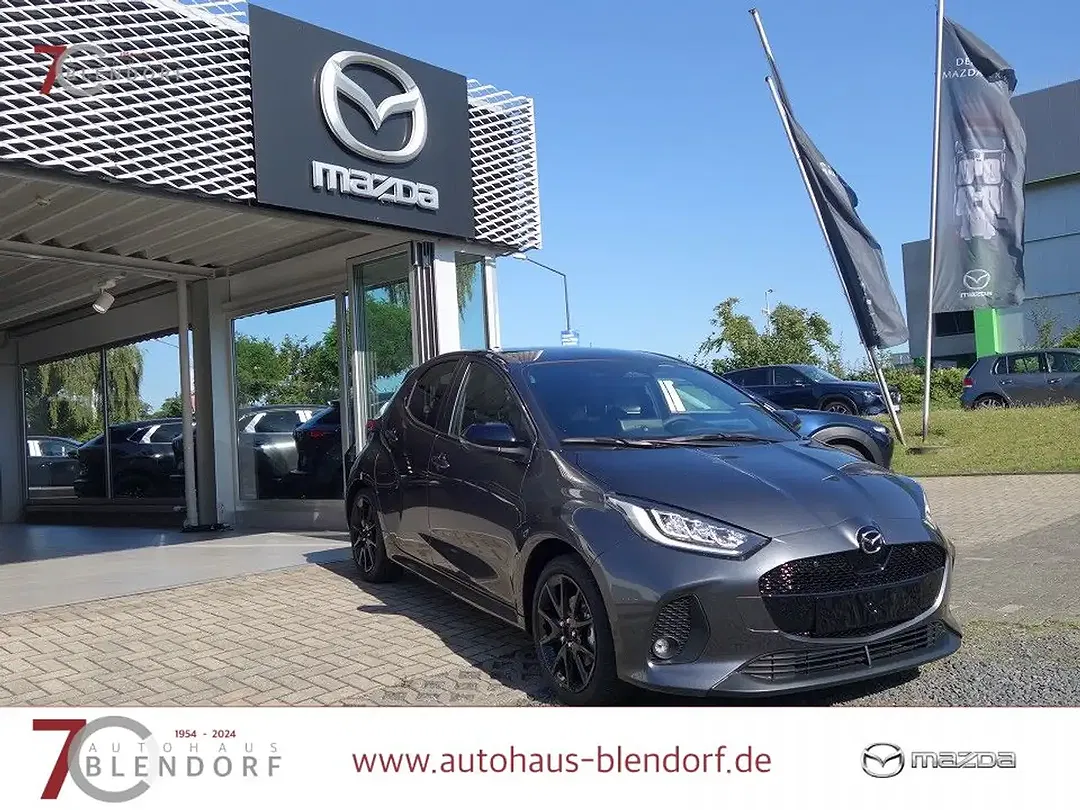 Mazda 2 - Thumbnail 3