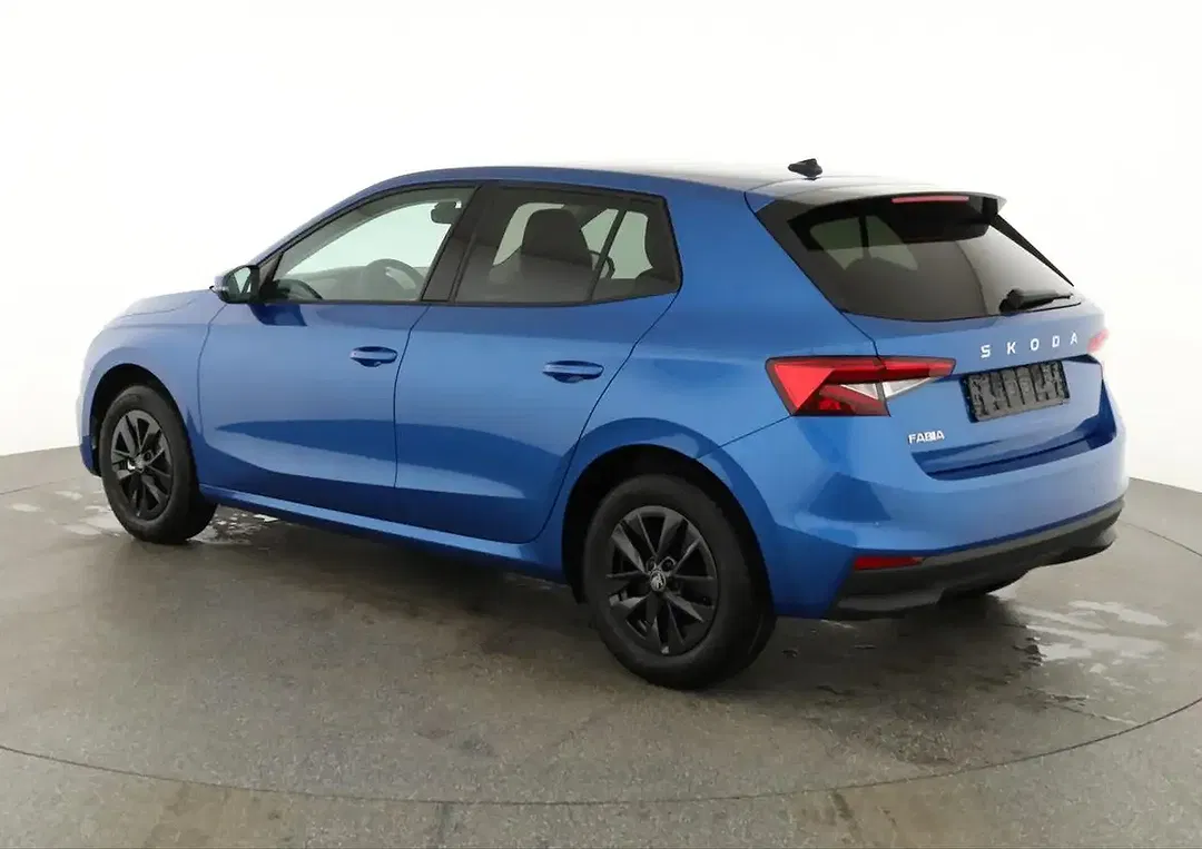 Skoda Fabia - Thumbnail 4