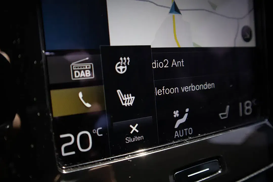 Volvo XC40 - Thumbnail 11