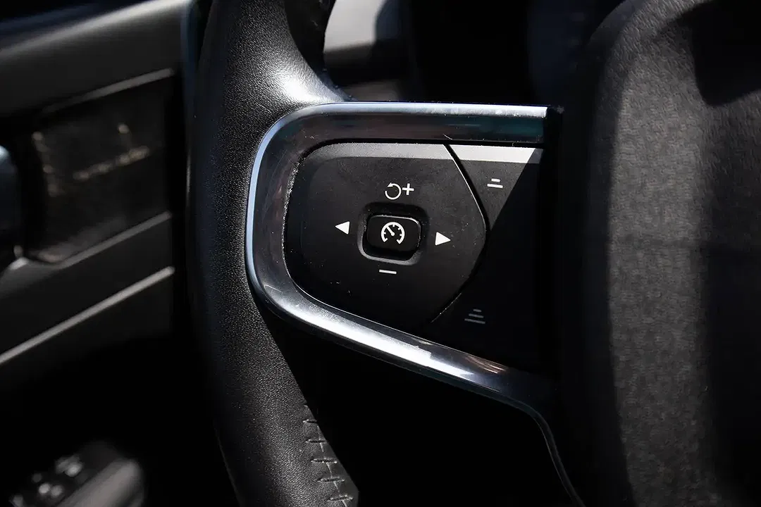 Volvo XC40 - Thumbnail 13