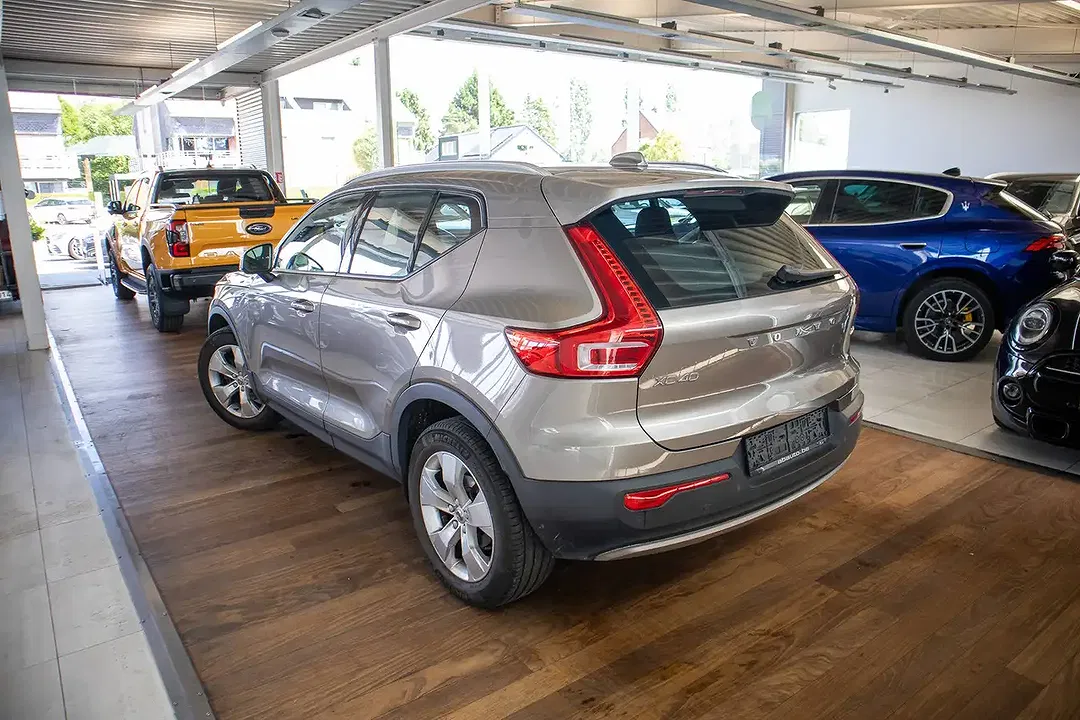 Volvo XC40 - Thumbnail 5