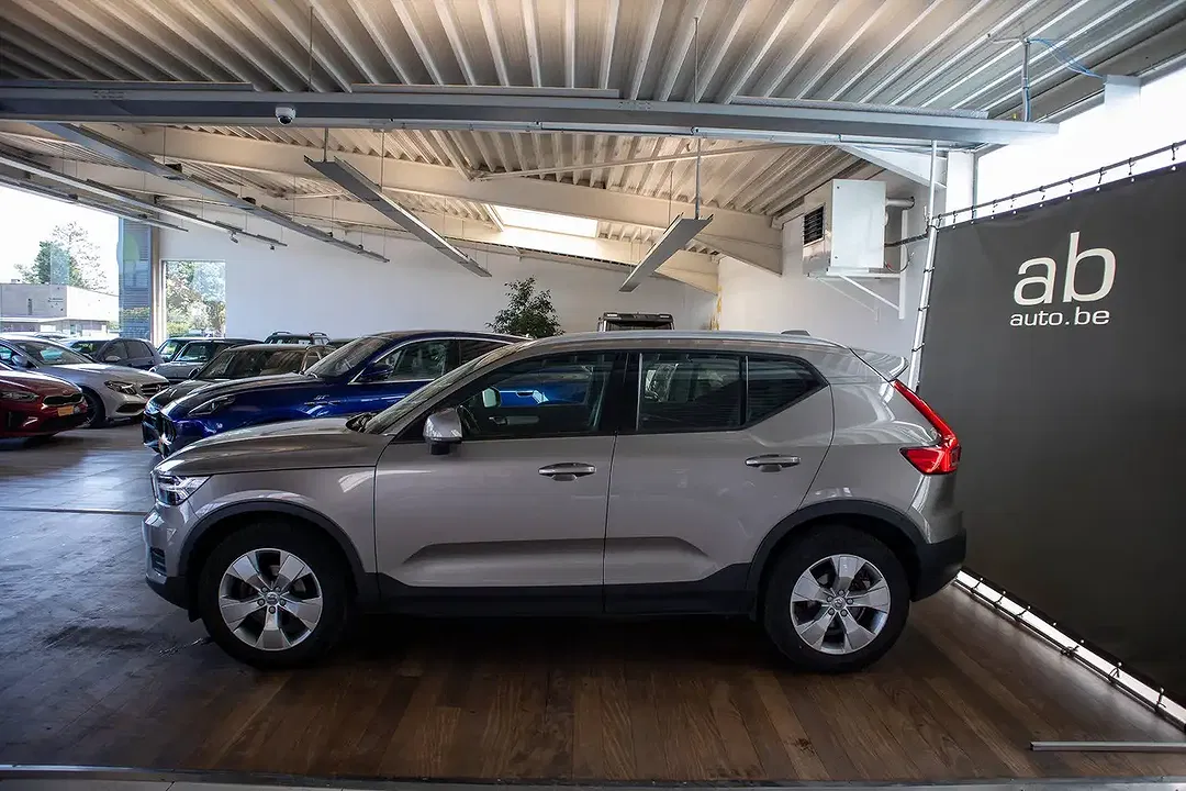 Volvo XC40 - Thumbnail 6