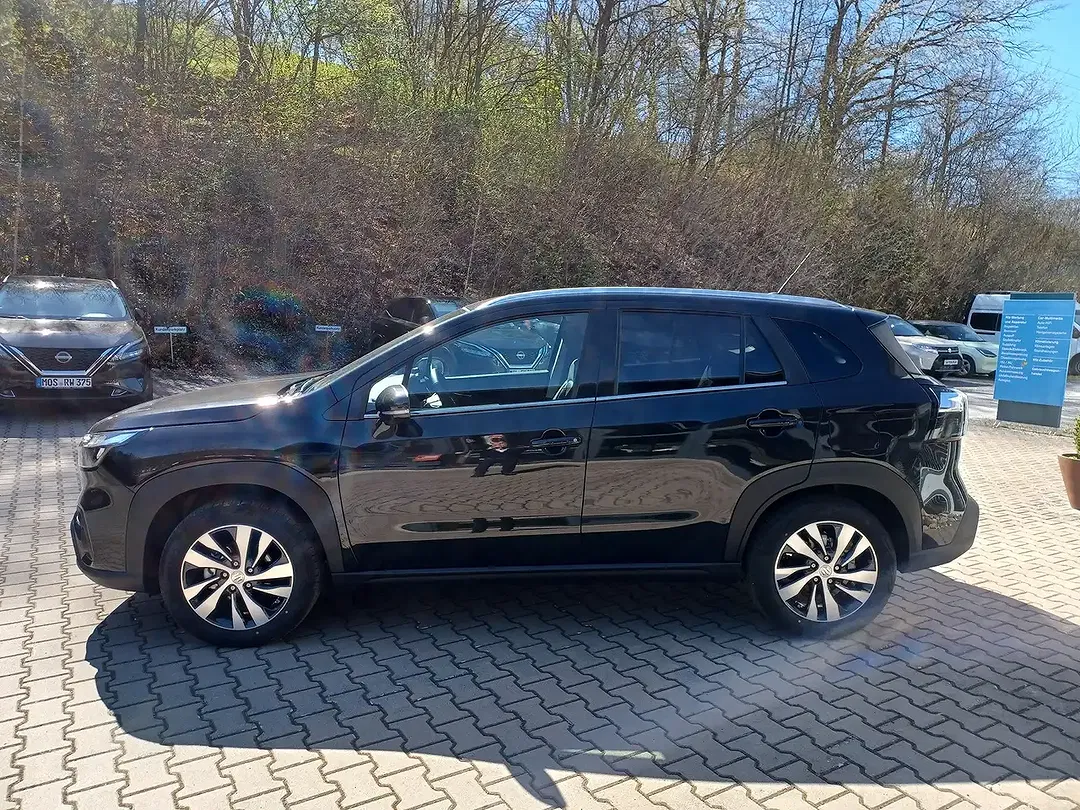 Suzuki S-Cross - Thumbnail 3