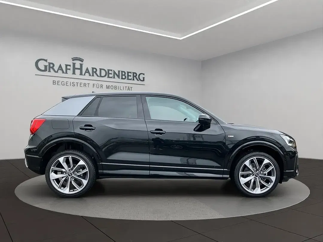 Audi Q2 - Thumbnail 7