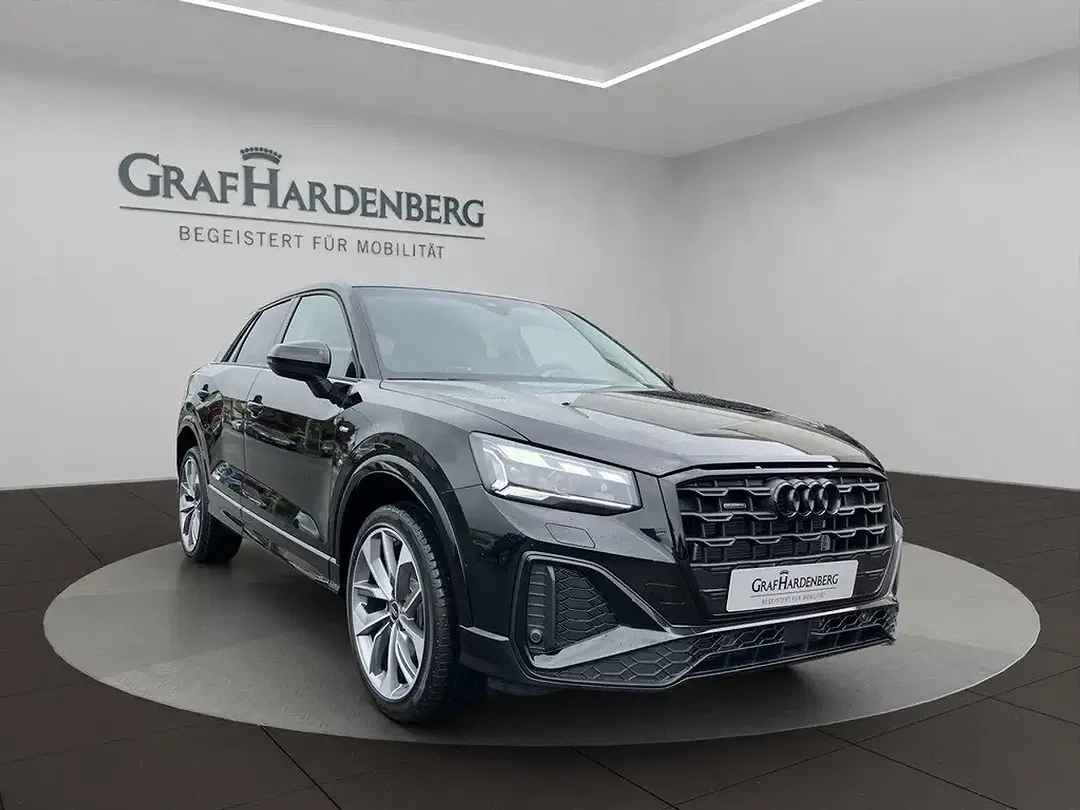 Audi Q2 - Thumbnail 8
