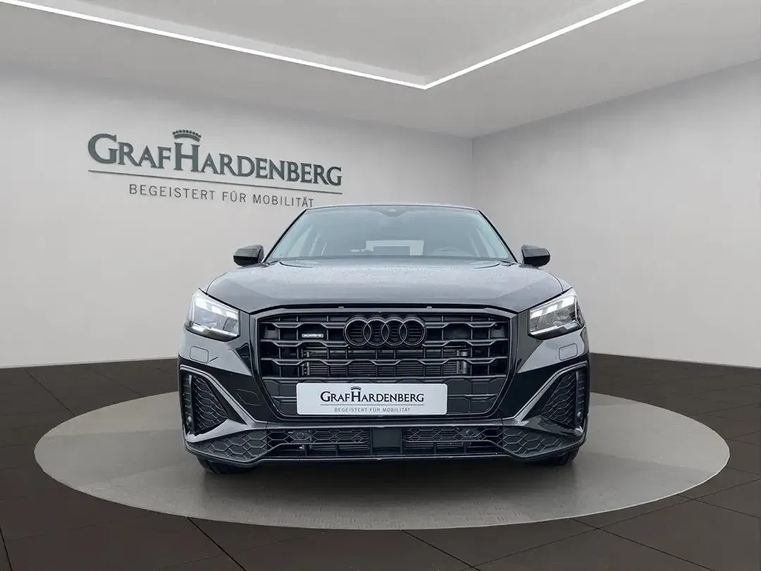 Audi Q2 - Thumbnail 9