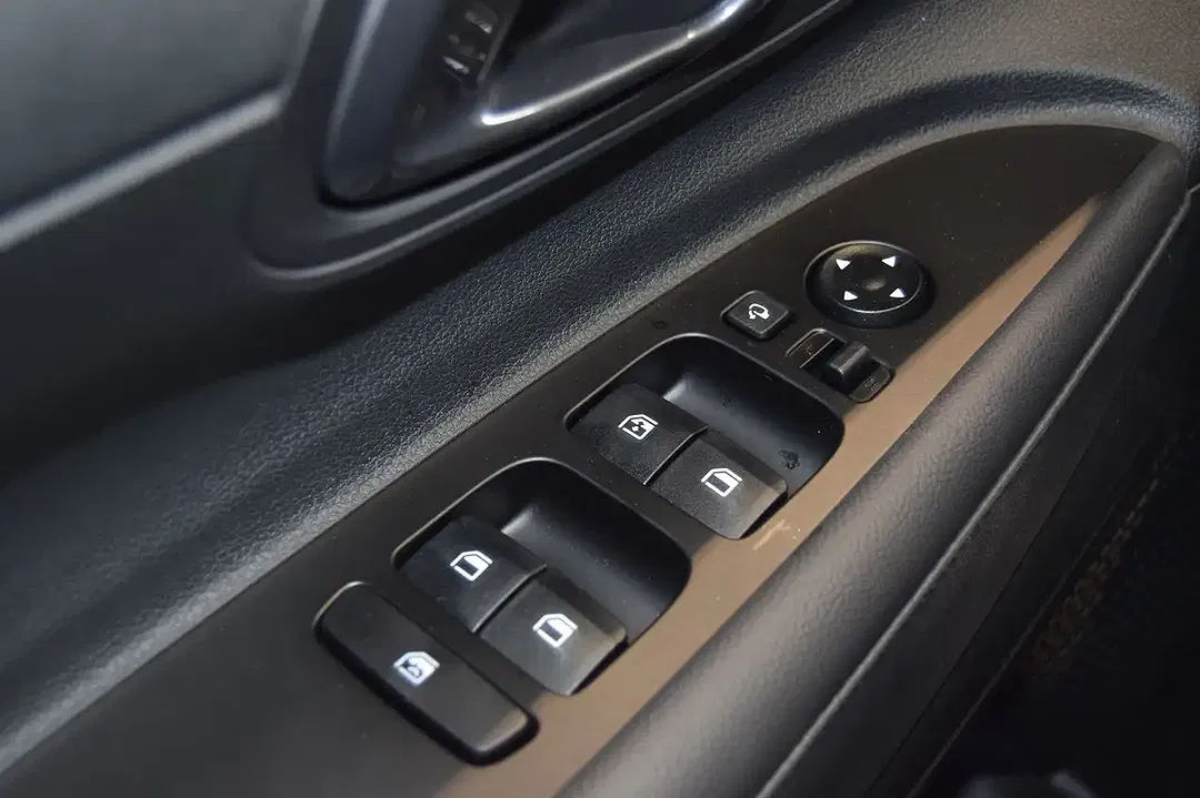 Hyundai i20 - Thumbnail 15